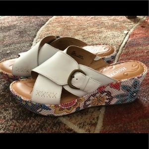 Born colorful wedge sandal